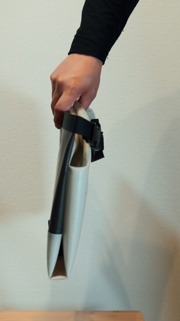 snowpeakウォータージャグの厚み